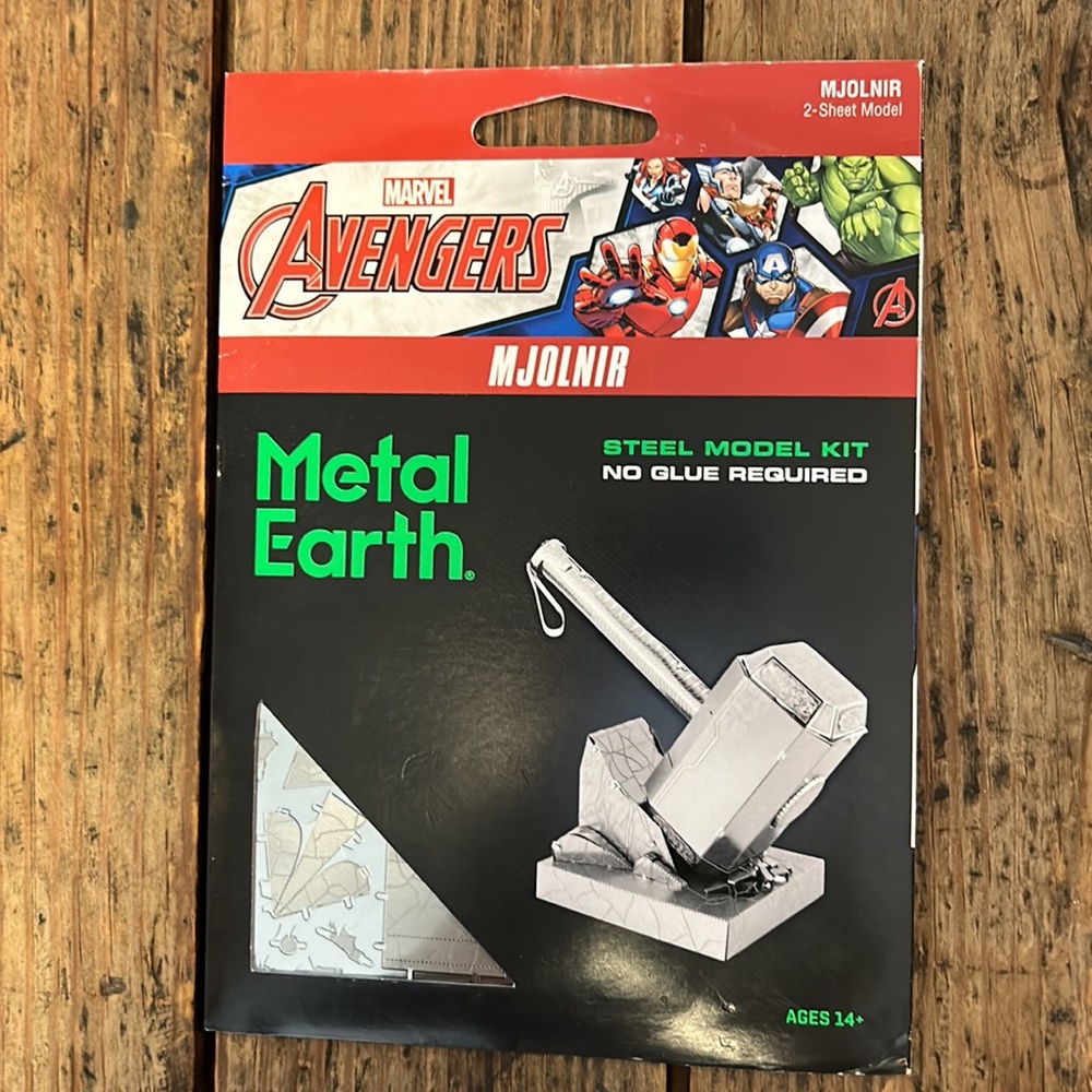 Fascinations Metal Earth Marvel Thor's Hammer 3D Model Kit NIB